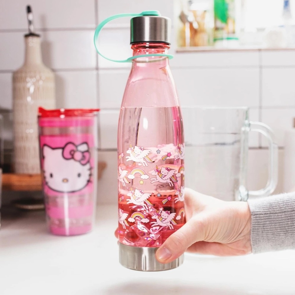 brand new hello kitty water bottle